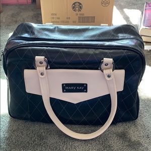 Mary Kay carry-all bag with removable insert